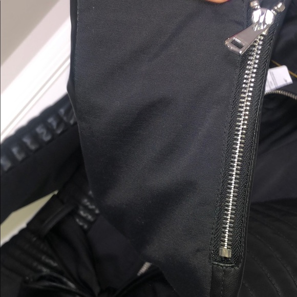 BEBE Bond moto detail trench coat - Picture 2 of 4